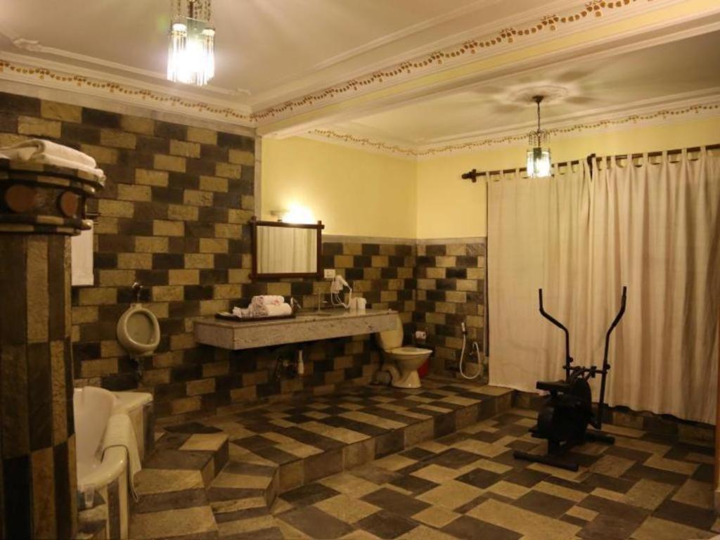 Grand Norling Hotel'S Resort Катманду Экстерьер фото