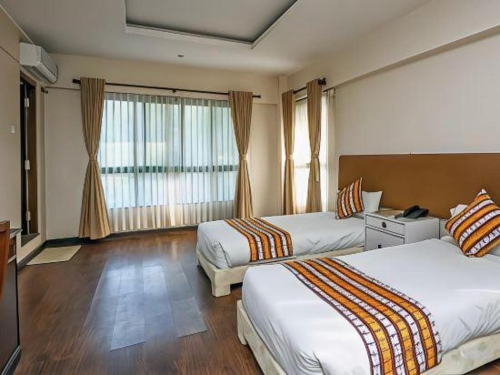 Grand Norling Hotel'S Resort Катманду Экстерьер фото