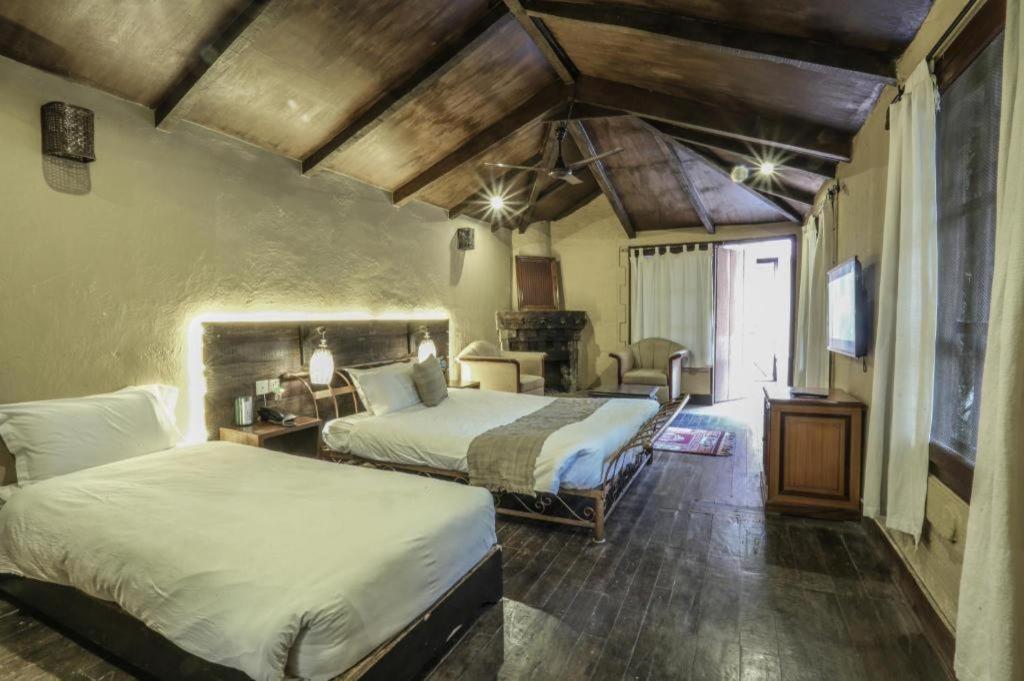 Grand Norling Hotel'S Resort Катманду Экстерьер фото