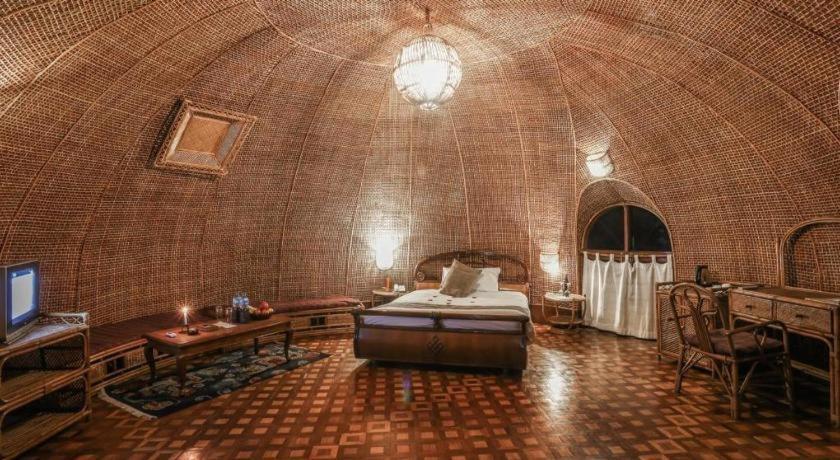 Grand Norling Hotel'S Resort Катманду Экстерьер фото